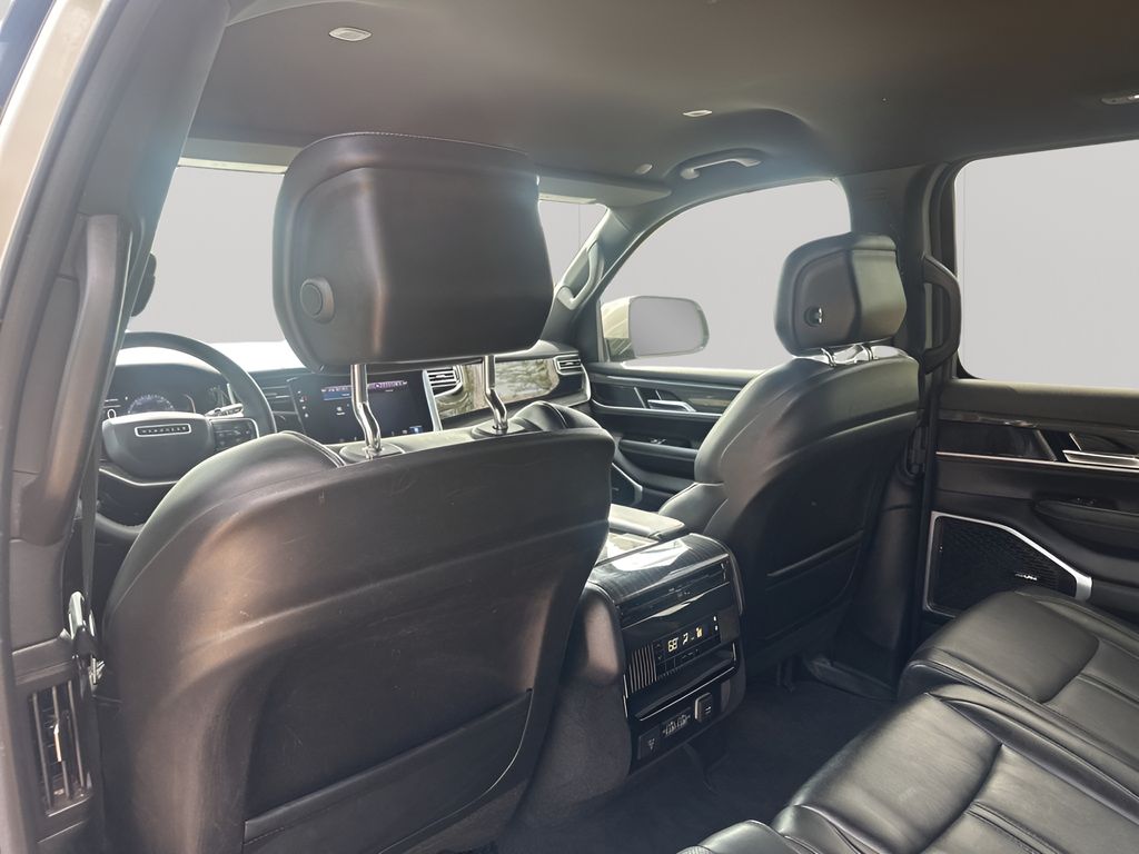 Used 2022 White Jeep Series II image 18