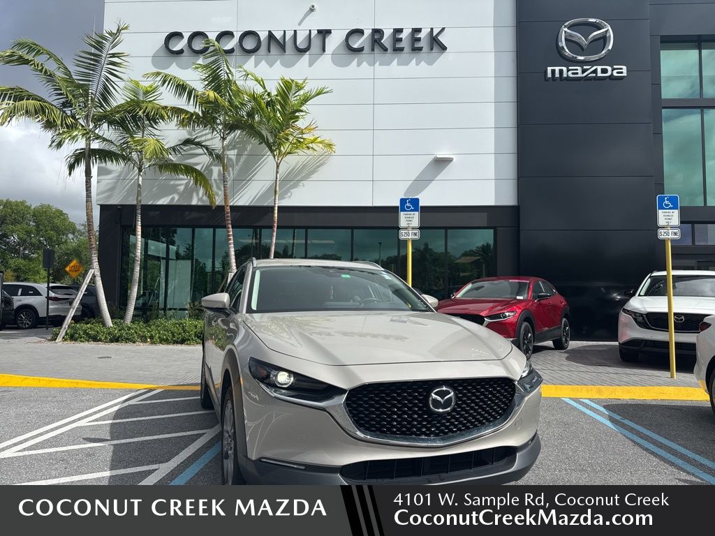 Gray (Platinum Quartz Metallic) 2023 Mazda CX-30 2.5 S Preferred AWD SUV / Crossover All-Wheel Drive 6-Speed Automatic