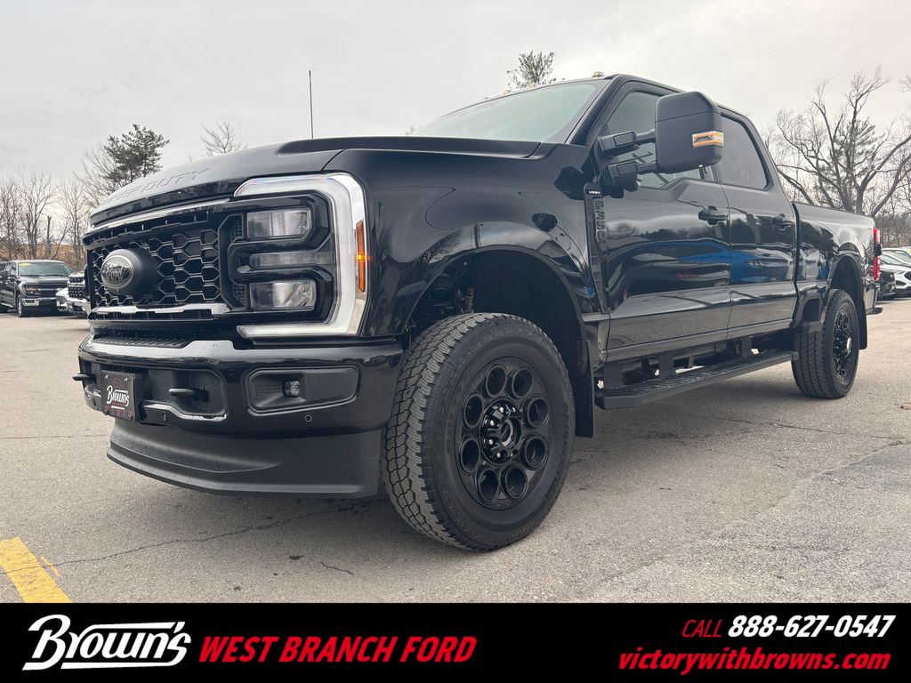 2026 Ford F-350 Super Duty Lariat Crew Cab 4WD