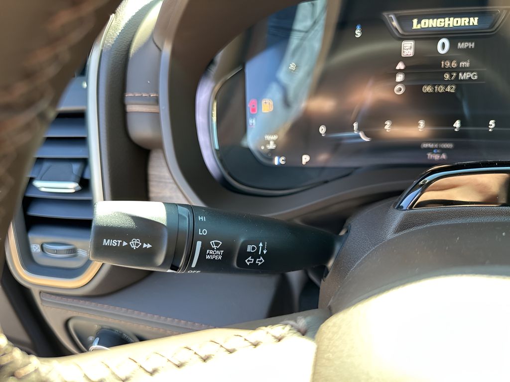 New 2026 White Ram Limited image 29