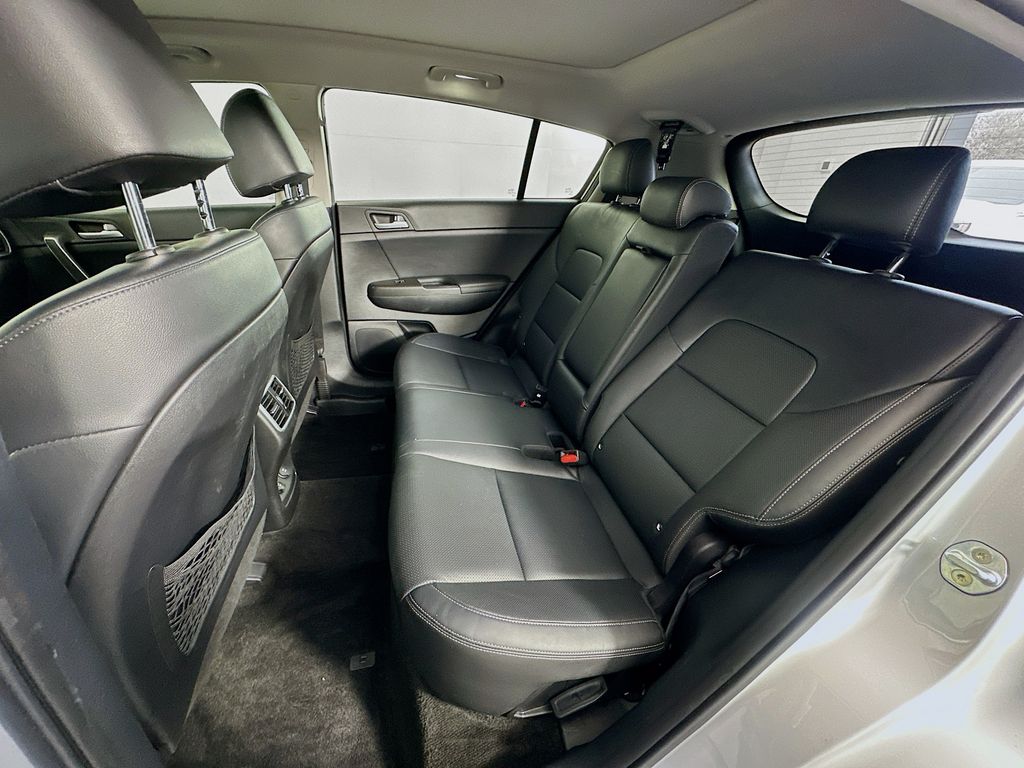 Thumbnail: 2017 Kia Sportage - 24