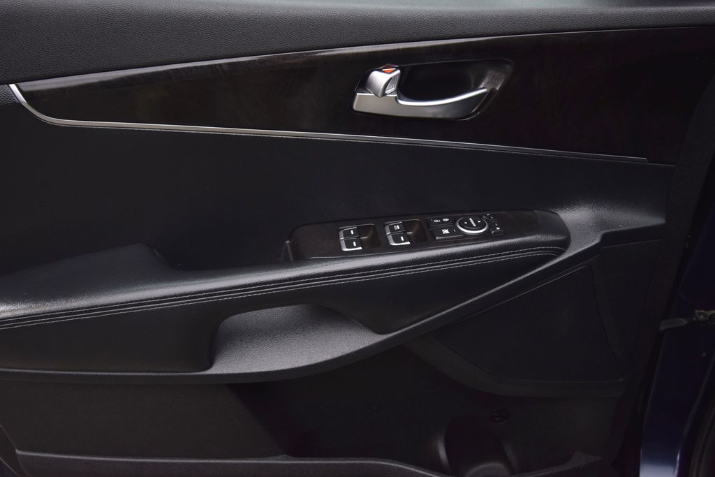 used 2016 Kia Sorento car, priced at $8,000