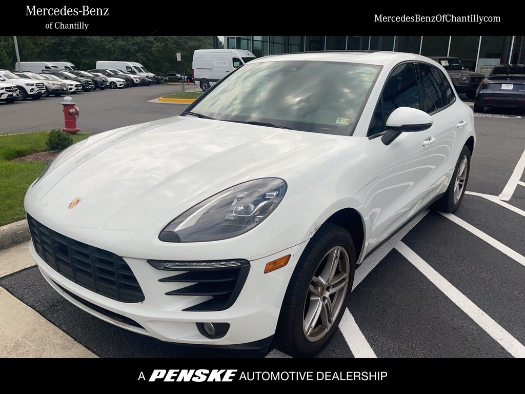 Thumbnail: 2018 Porsche Macan - 1