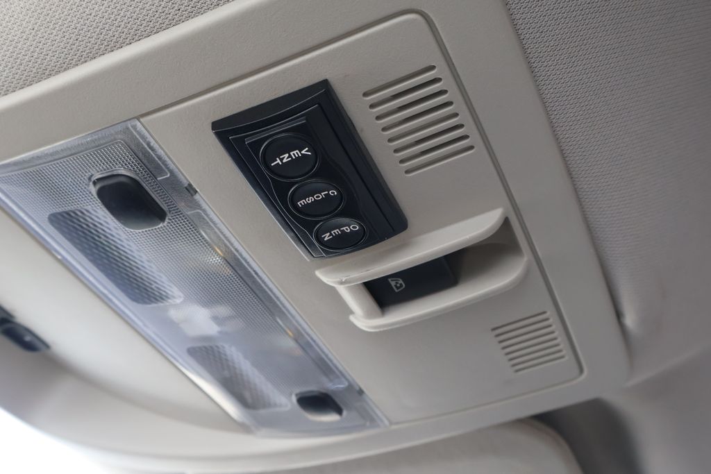 Thumbnail: 2013 Chevrolet Silverado 1500 - 31