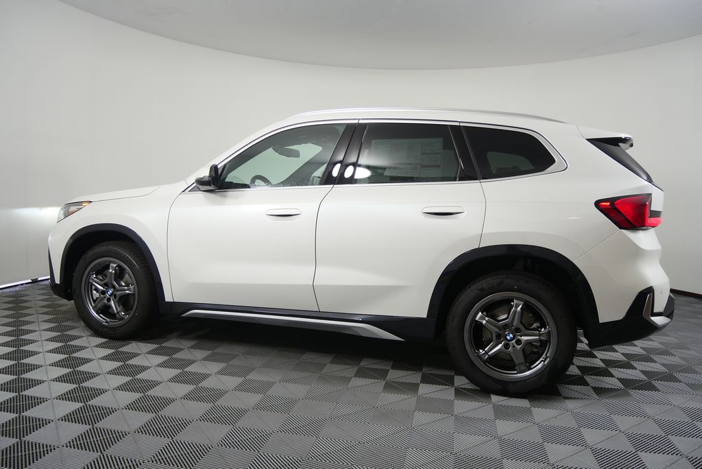 2025 BMW X1 xDrive28i 6