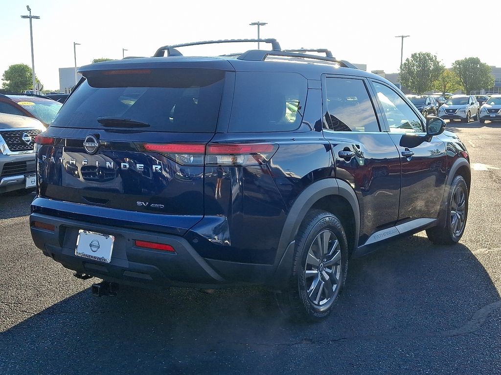 Thumbnail: 2022 Nissan Pathfinder - 6