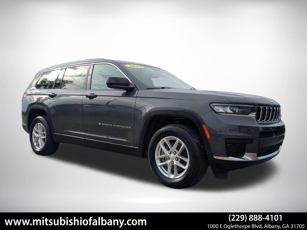 2023 Jeep Grand Cherokee L Laredo