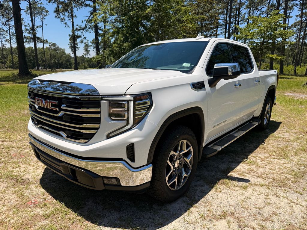 2026 GMC Sierra 1500 SLT Crew Cab 4WD