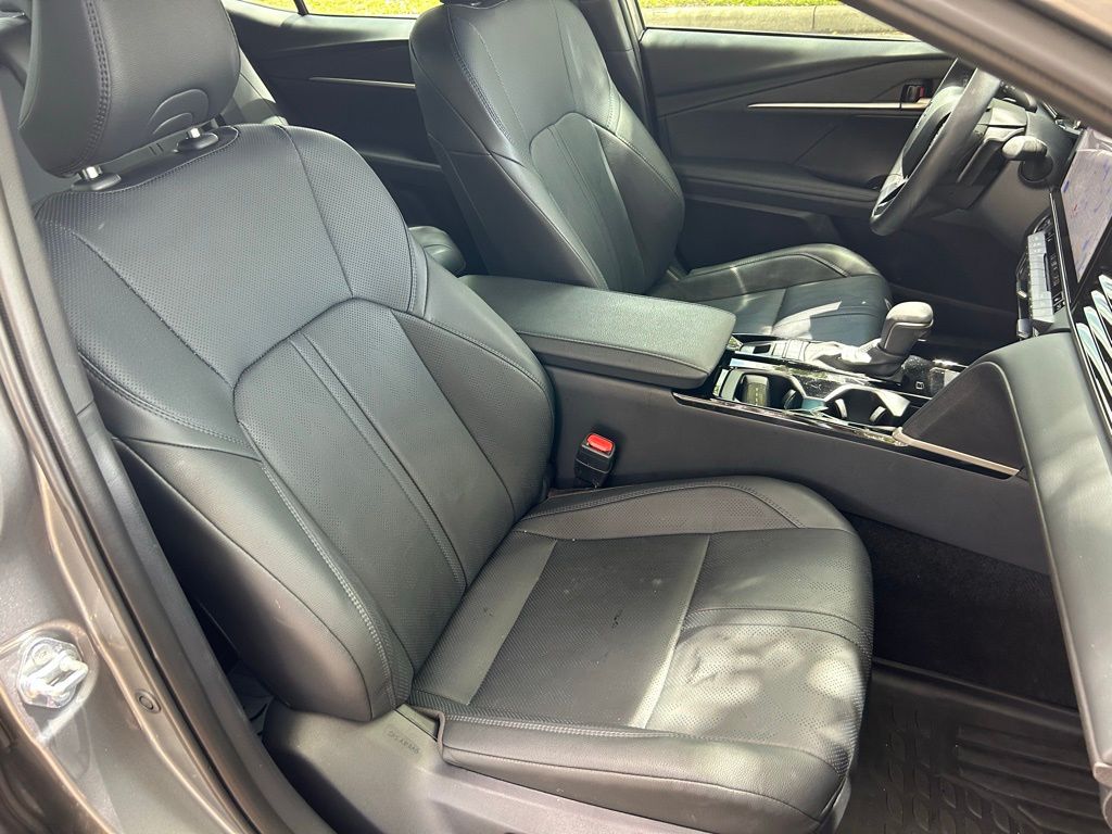 2025 Toyota Camry XSE 15