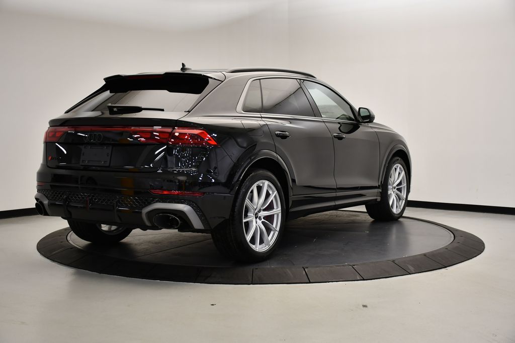 Thumbnail: 2025 Audi RS Q8 - 5