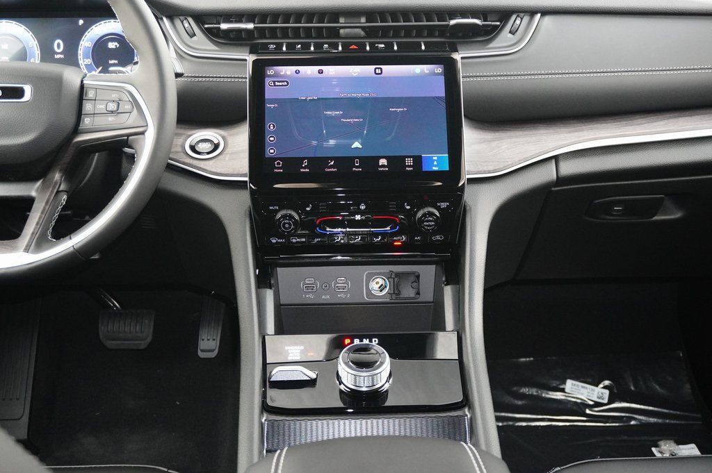 New Car 2025 Jeep Grand Cherokee L  Limited For Sale Under $50,000 In Weatherford, Texas