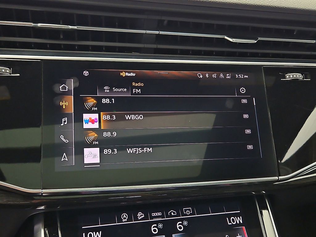 Thumbnail: 2021 Audi Q8 - 19