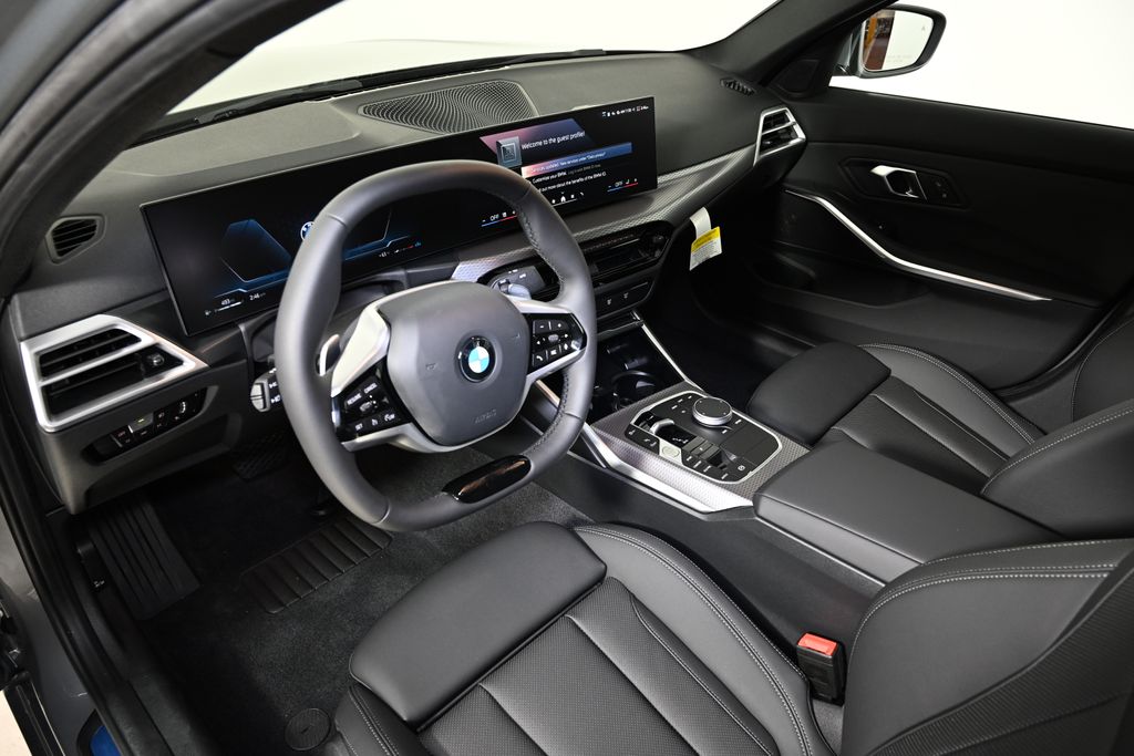 Thumbnail: 2026 BMW 3 Series - 15