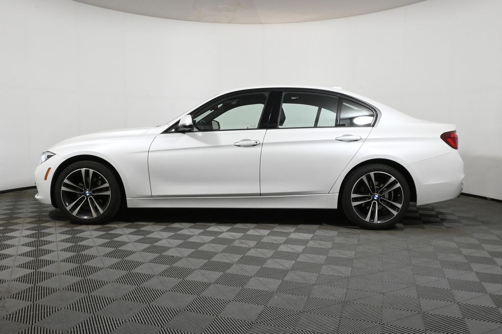 2018 BMW 3 Series 330i xDrive 2