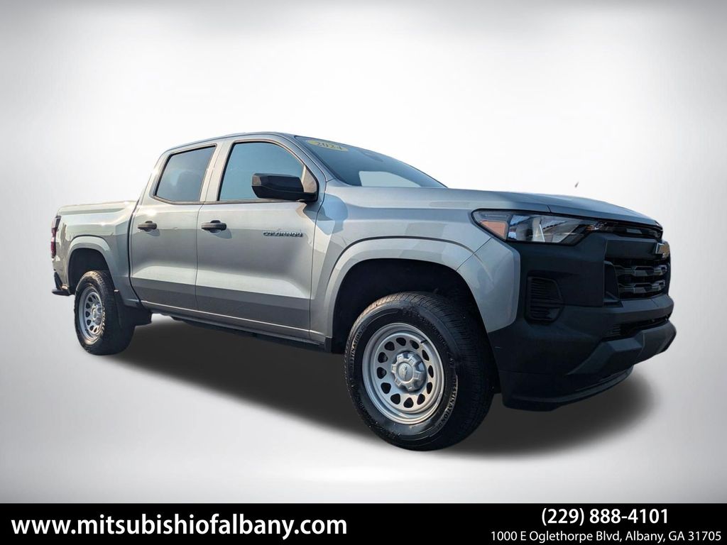 Sterling Gray Metallic 2024 Chevrolet Colorado Pickup Truck 4X2 8-Speed Automatic