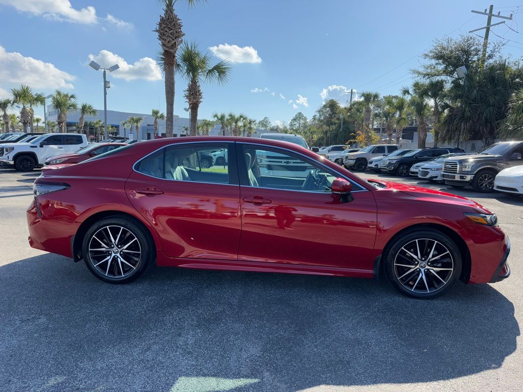 2023 Toyota Camry SE 9