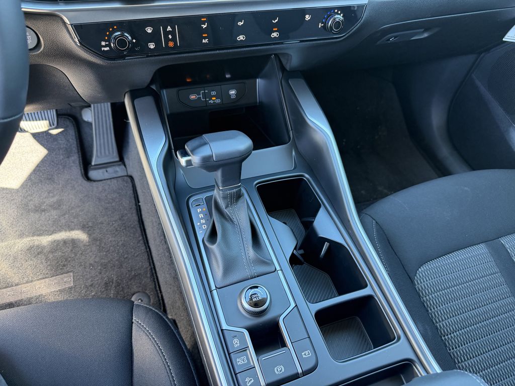 new 2026 Kia Sorento car, priced at $31,354