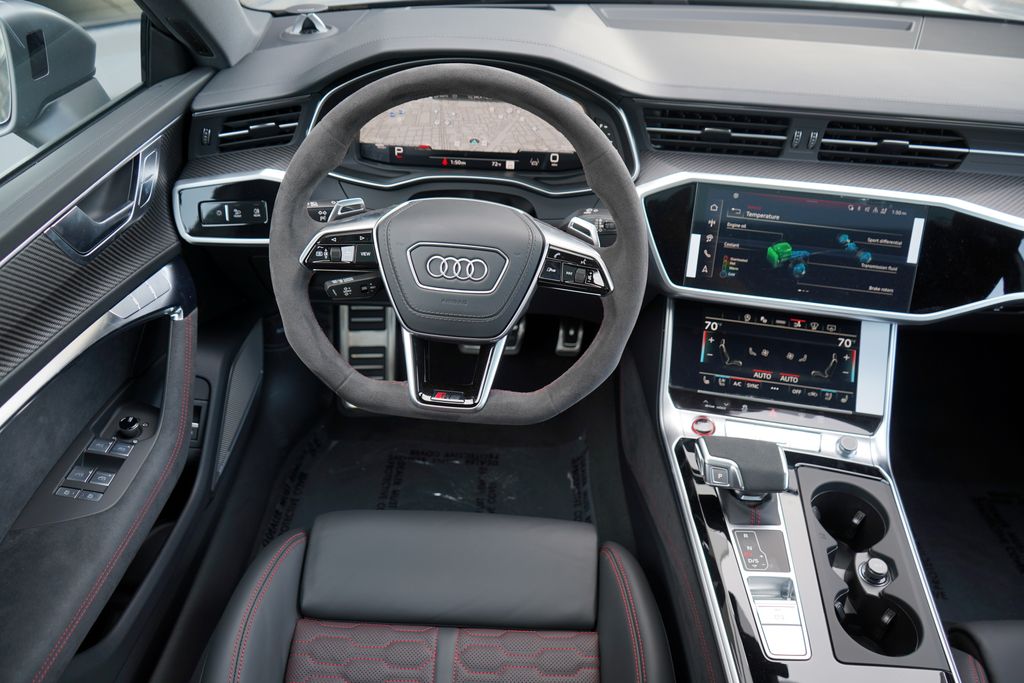 Thumbnail: 2025 Audi RS 7 - 18