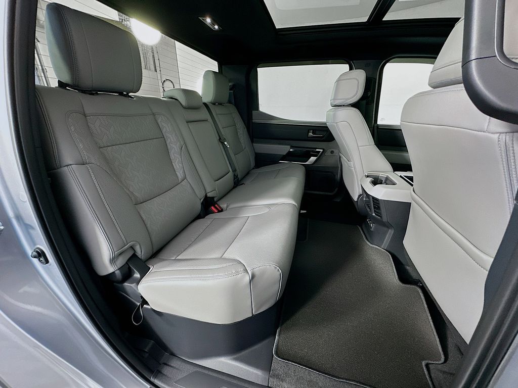 2025 Toyota Tundra Limited 27