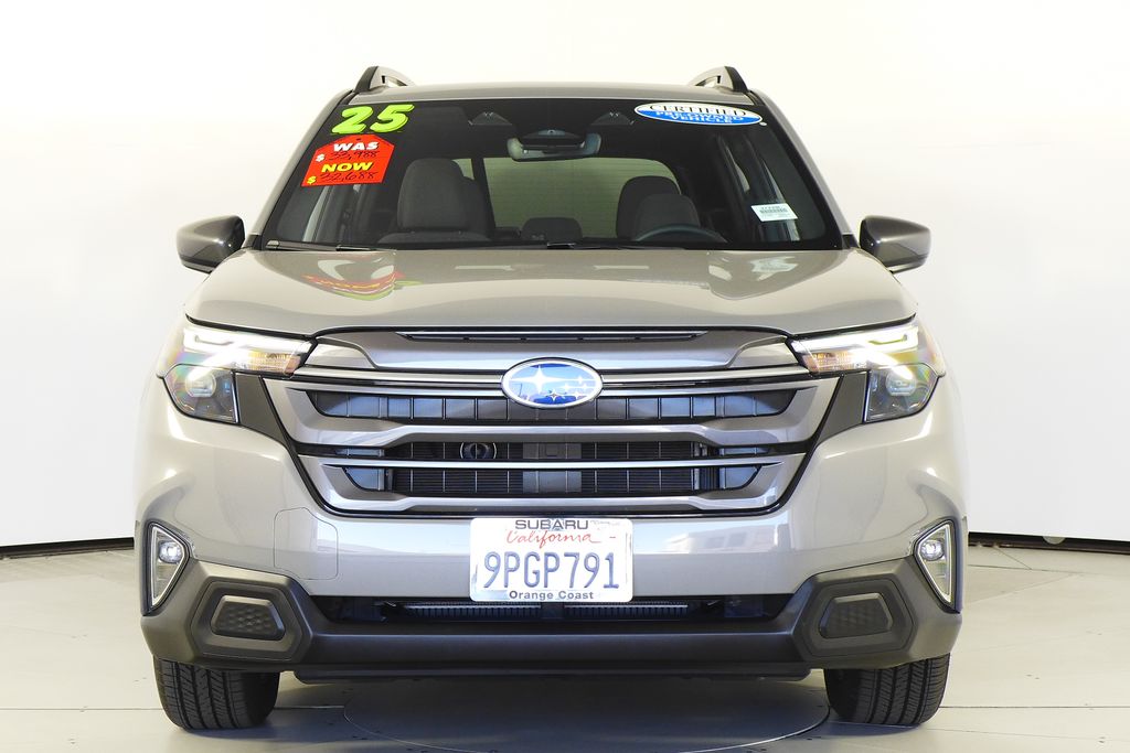 2025 Subaru Forester Premium 3