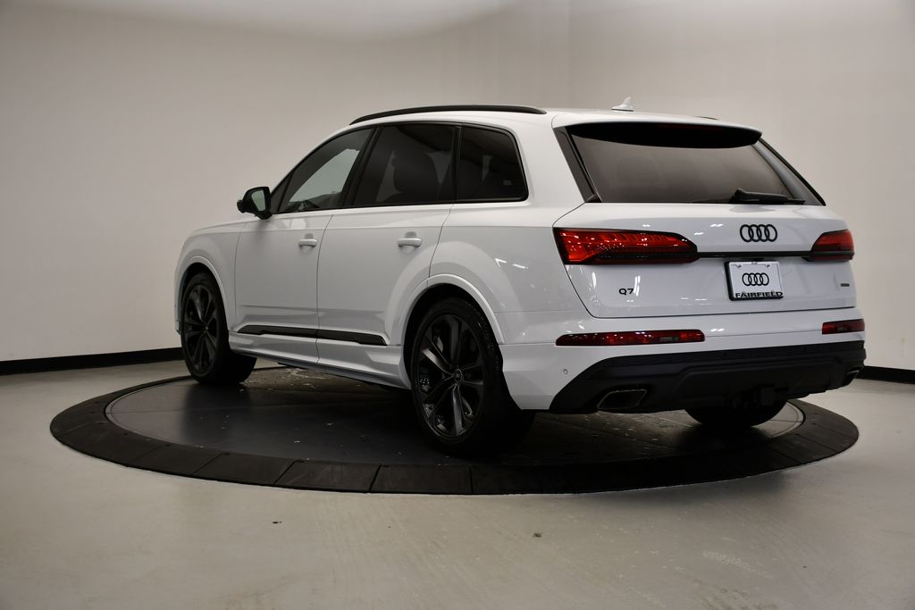Thumbnail: 2026 Audi Q7 - 3