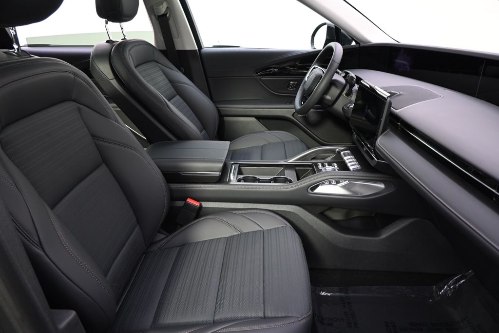 New 2026 Black Lincoln Reserve image 16