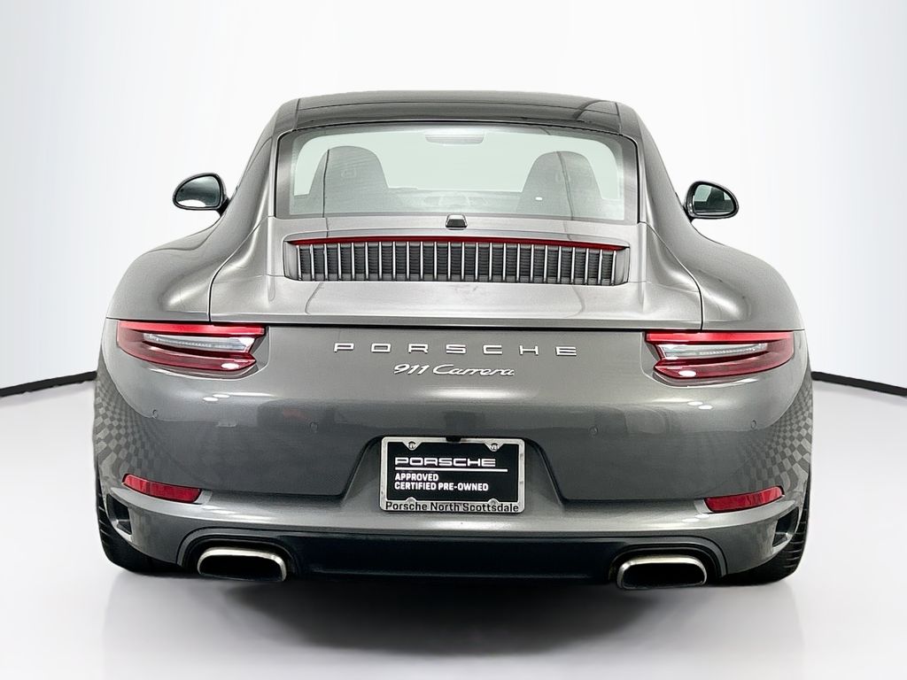 Thumbnail: 2017 Porsche 911 - 6