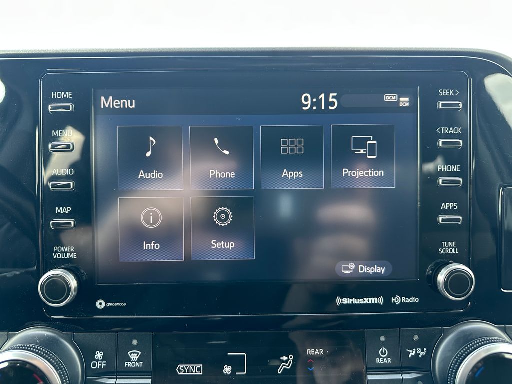 2020 Toyota Highlander LE