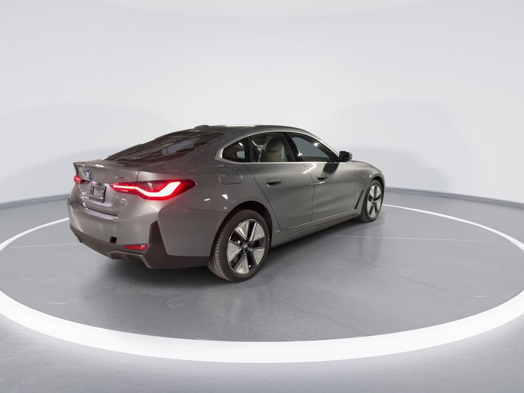 2025 BMW i4 xDrive40 8