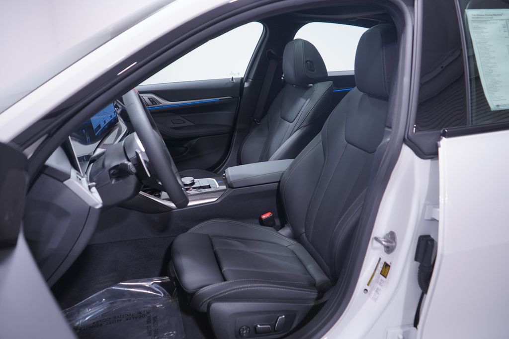 Thumbnail: 2026 BMW 4 Series - 7