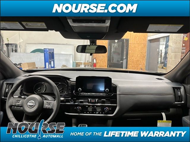 2025 Nissan Pathfinder Rock Creek photo