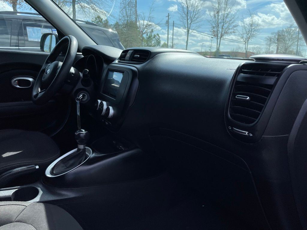 Thumbnail: 2016 Kia Soul - 31