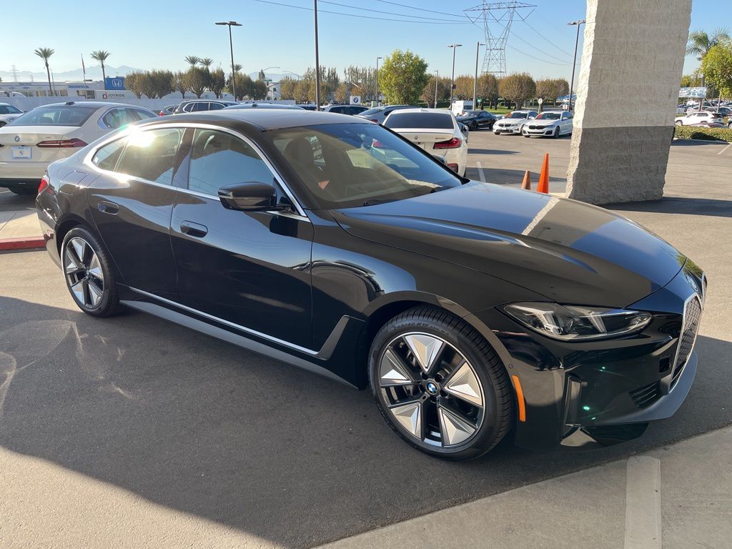 2025 BMW i4 eDrive40 5