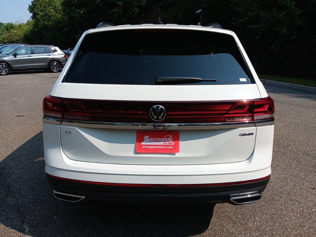 2024 Volkswagen Atlas 2.0T SE 4