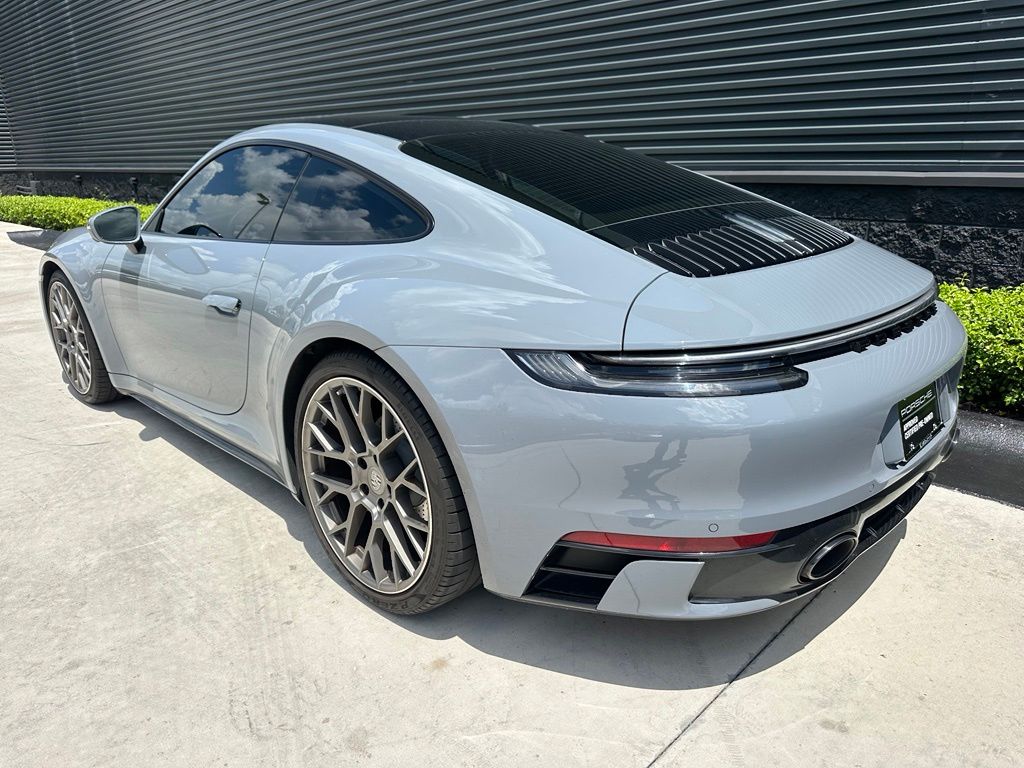 Thumbnail: 2024 Porsche 911 - 3