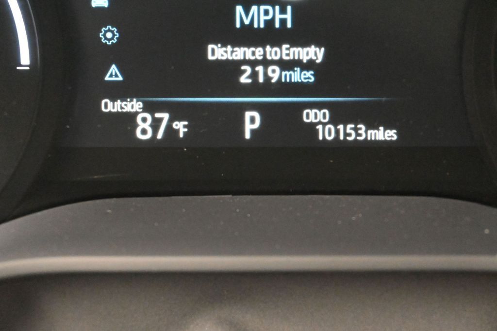Used 2025 Midnight Black Metallic Toyota XLE image 28