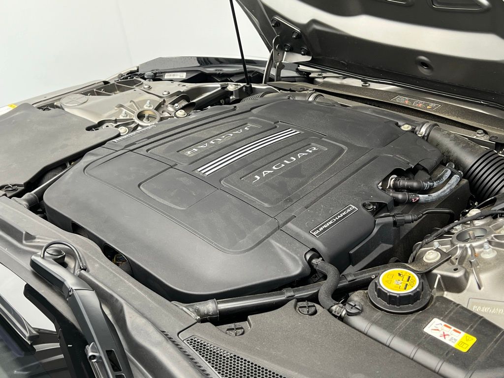 Thumbnail: 2019 Jaguar F-Type - 10