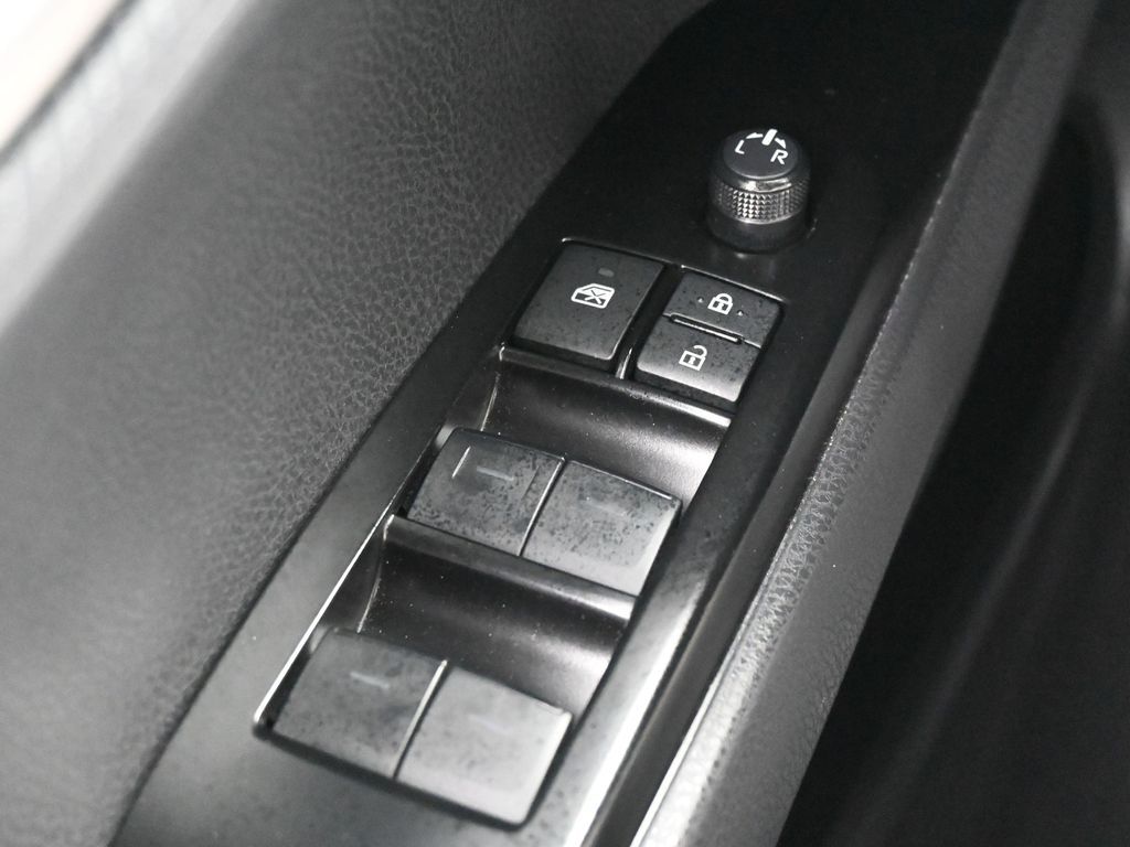 Used 2026 Wind Chill Pearl Toyota SE image 19