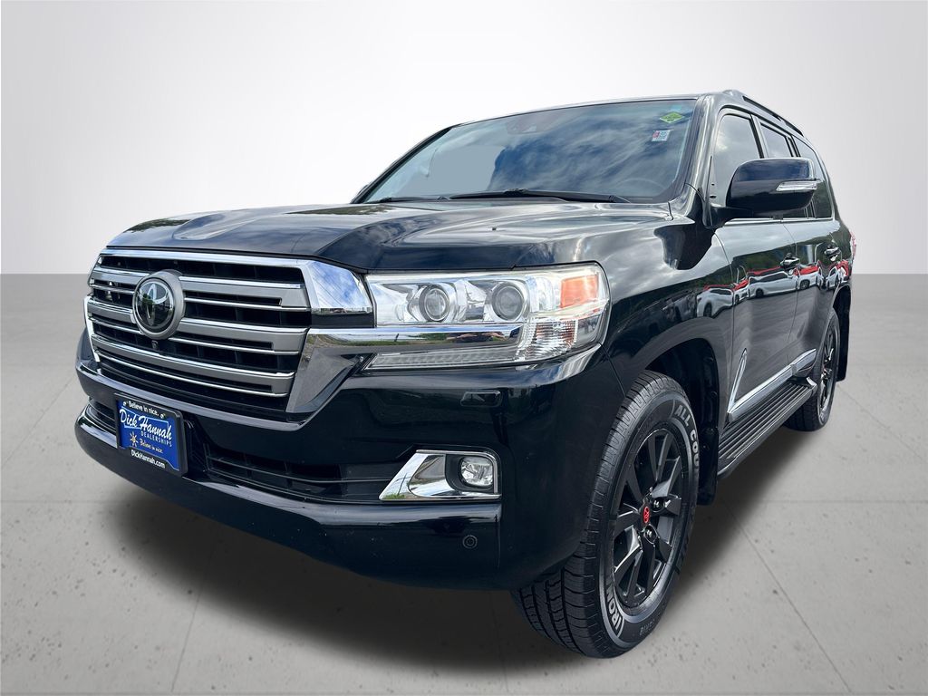 2016 Toyota Land Cruiser Base