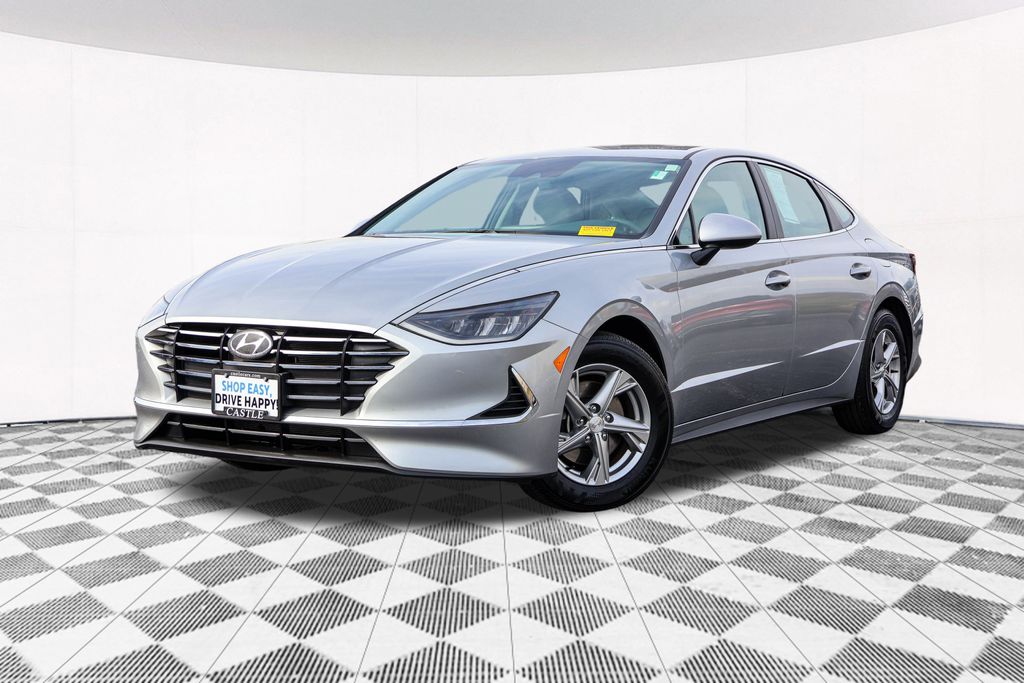 2022 Hyundai Sonata SE 2