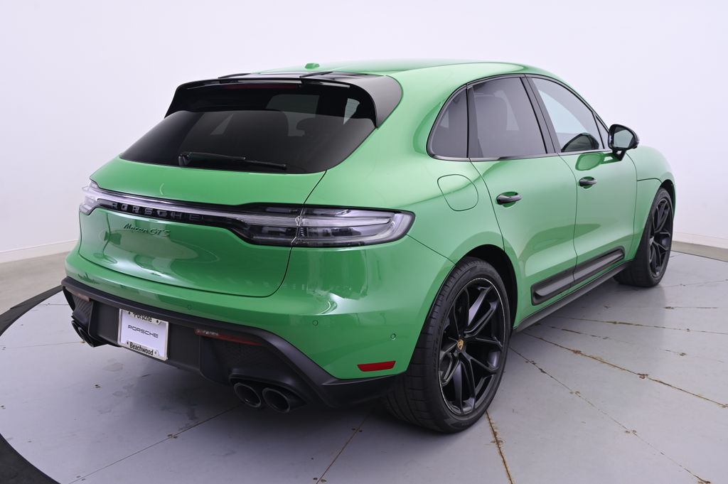Thumbnail: 2022 Porsche Macan - 7