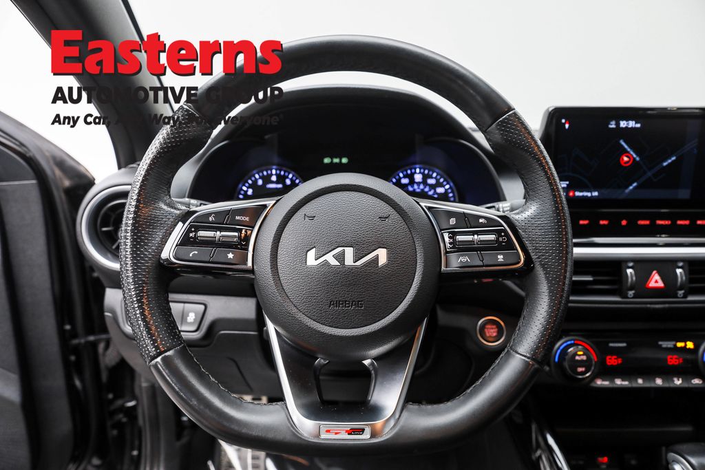 Used 2022 Black Kia GT-Line image 10
