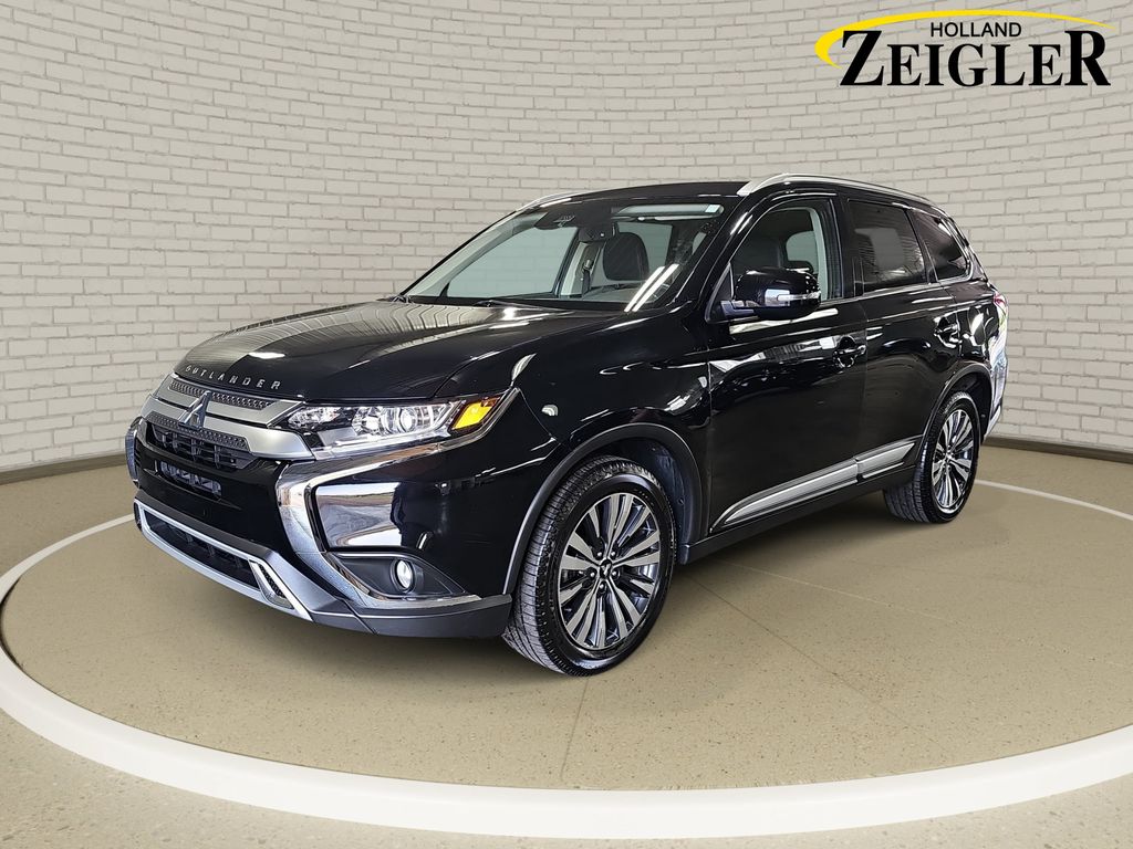 Labrador Black Metallic 2020 Mitsubishi Outlander SUV / Crossover All-Wheel Drive Continuously Variable Transmission