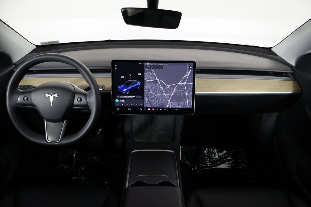 Thumbnail: 2022 Tesla Model Y - 8
