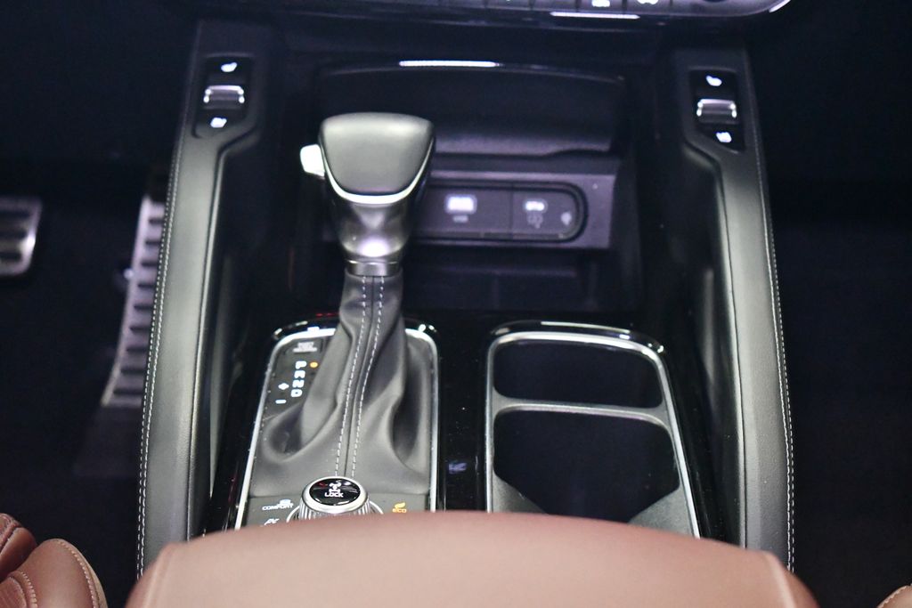 Thumbnail: 2023 Kia Telluride - 19