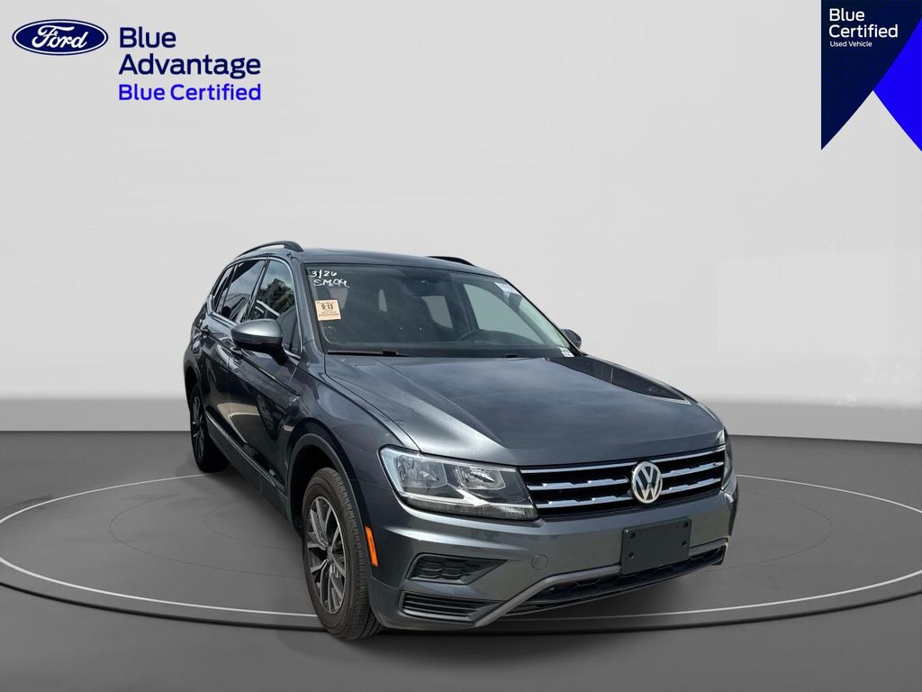 Platinum Gray Metallic 2020 Volkswagen Tiguan SE 4Motion SUV / Crossover All-Wheel Drive 8-Speed Automatic