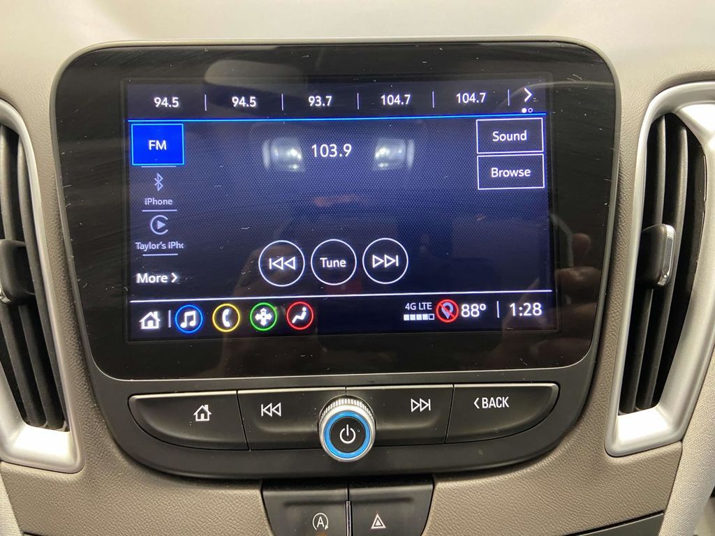 2023 Chevrolet Malibu 1LT photo 8