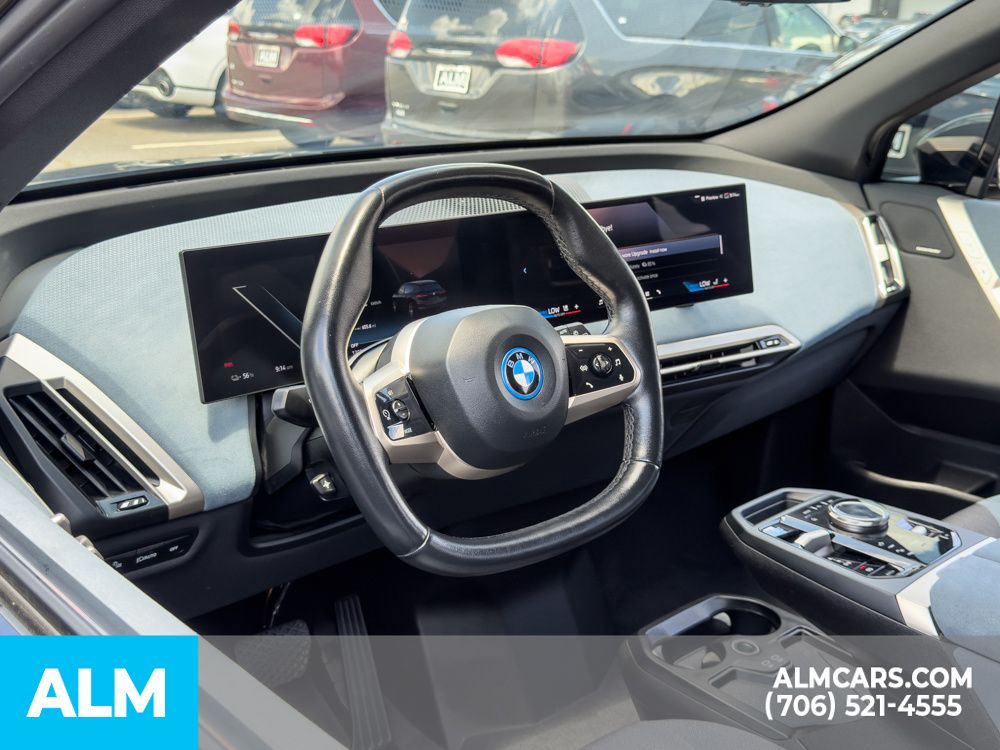 Used 2024 Black BMW xDrive50 image 20