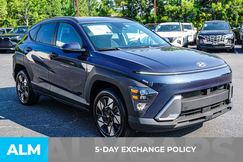 2024 Hyundai Kona SEL photo 3