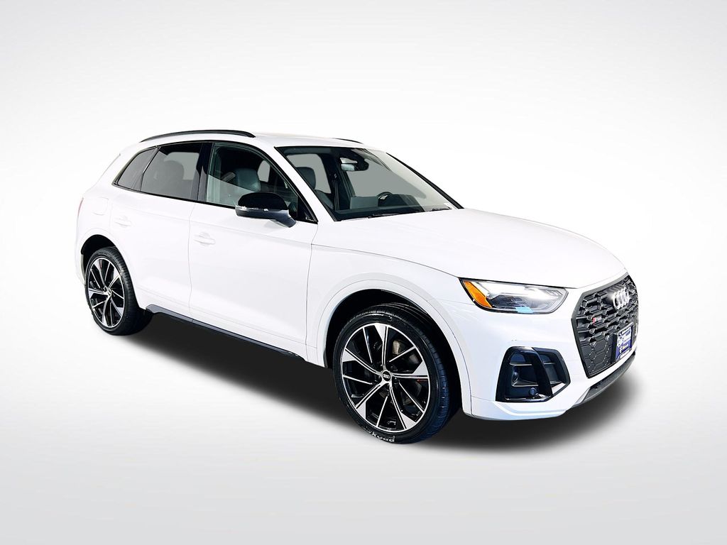 Used 2021 Audi SQ5 Premium Plus with VIN WA1B4AFY8M2027399 for sale in Gladstone, OR